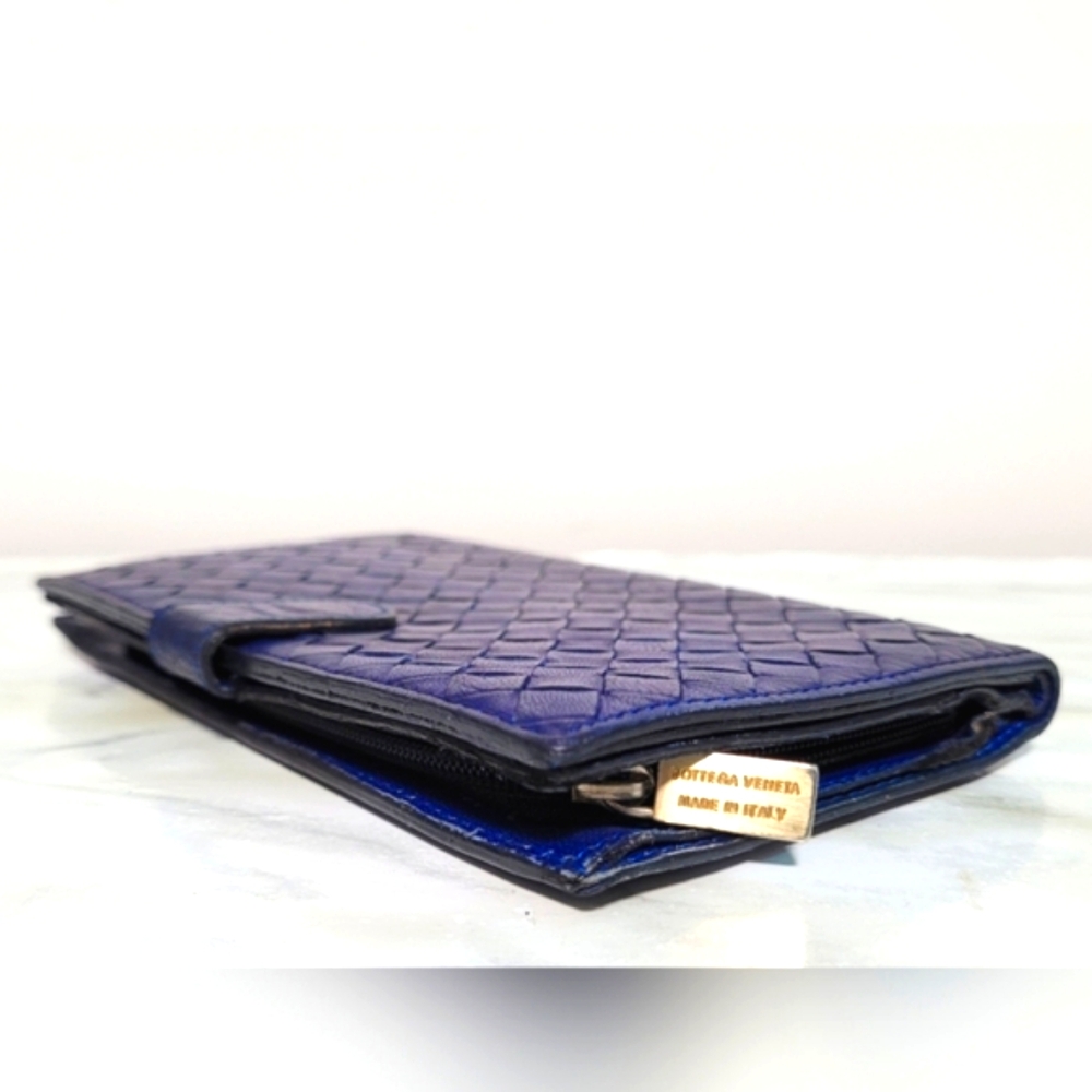 Bottega Veneta Intrecciato Weave Leather Wallet - Picture 8 of 16